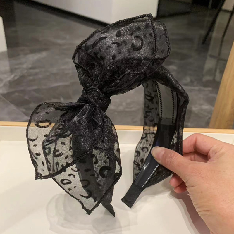 Vintage Leopard Print Hairband - огляд і ціна Hair Net Invisible